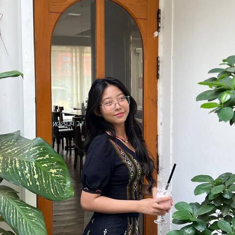 lin_lae_shwe_yi.jpg